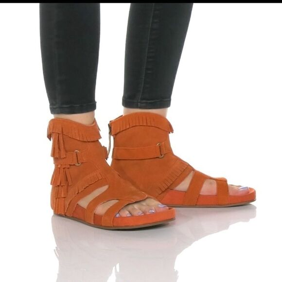 NIB Dingo Fringe Suede Sandals - Picture 7 of 10